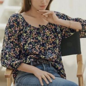 Johnny Was  silk 100% Rocco floral navy Peasant top